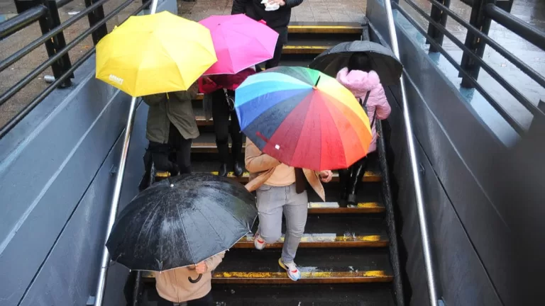 Lluvia En La Region Metropolitana