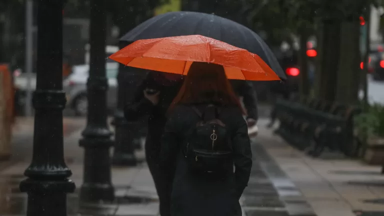 Lluvia En La Region Metropolitana