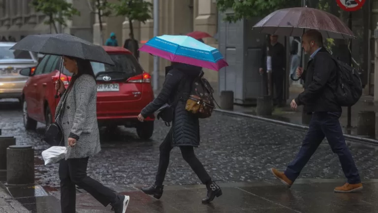 Lluvia En La Region Metropolitana